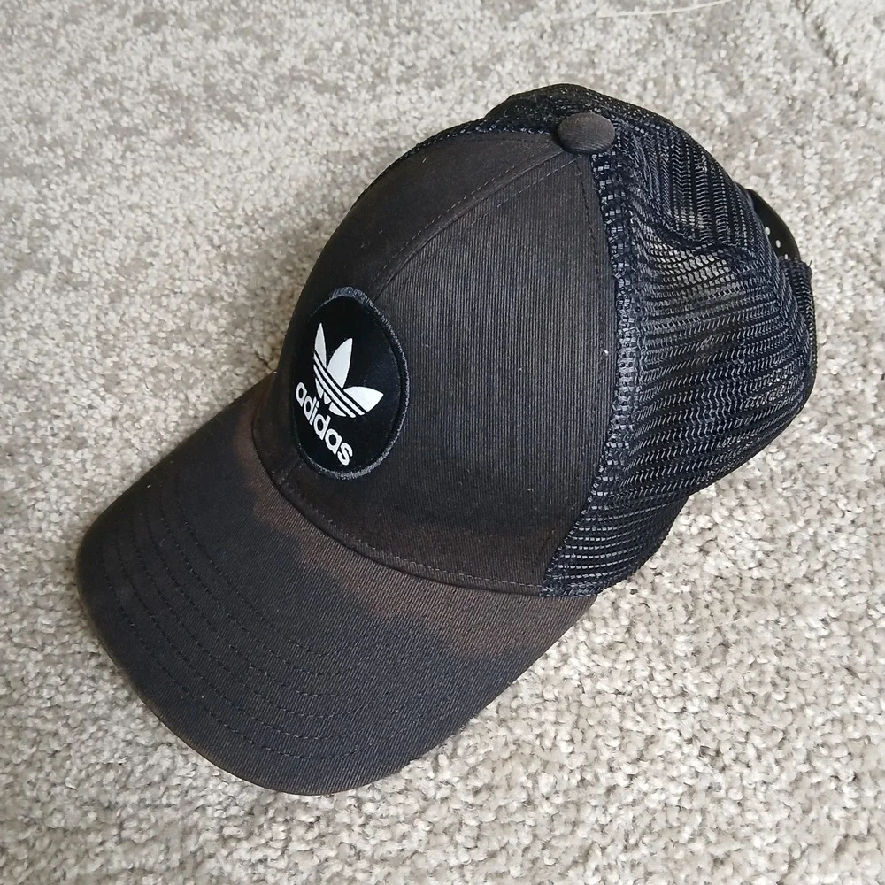 Adidas Originals Black Trefoil Trucker Hat Mesh Snapback Sun Faded RN 90288
